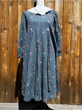 70s Vintage Toni Lynn Green Pattern Long Sleeve Midi Dress with White Collar